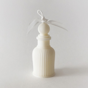 PERFUME BOTTLE CANDLE [#BLACKBERRY & BAY]