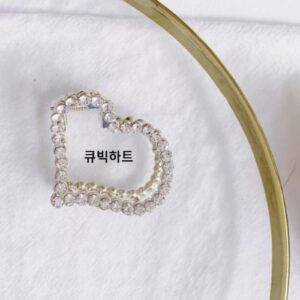 HEART HAIR CLAW CLIP [#DIAMANTE]