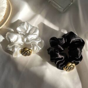 Gold Flower SCRUNCHIE [#White]