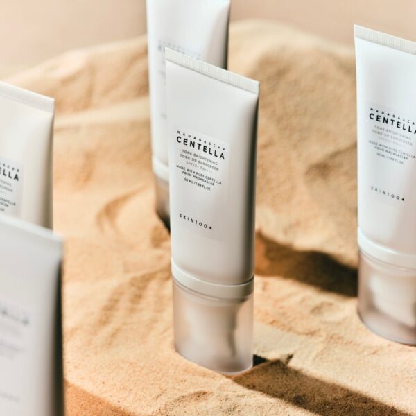 SKIN1004 Madagascar Centella Tone Brightening Tone-Up Sunscreen - Image 2