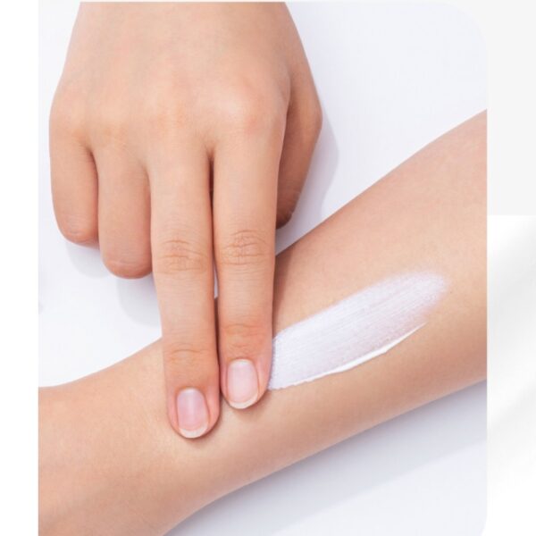 Cosnori Panthenol Barrier Sun Cream SPA50+PA++++ - Image 5