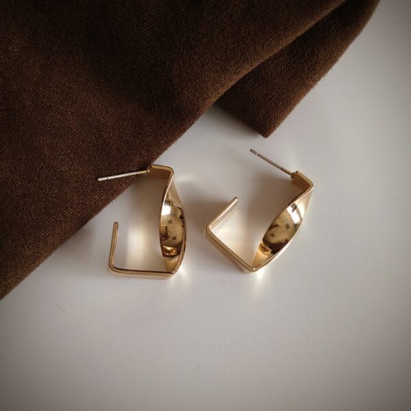 Agnes Golden Earrings - Image 2