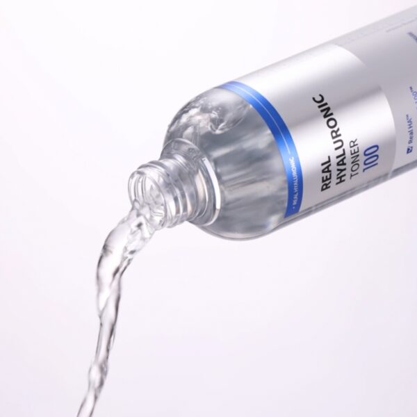 WELLAGE Real Hyaluronic 100 Toner - Image 2