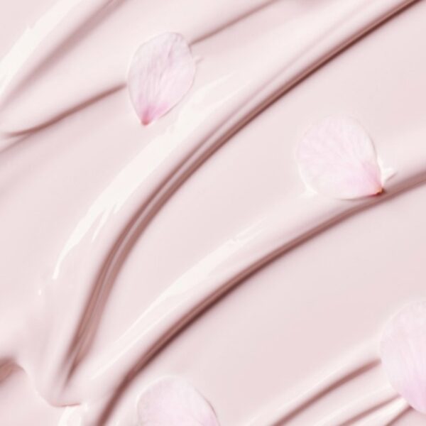 INNISFREE Cherry Blossom Glow Tone-Up Cream - Image 2