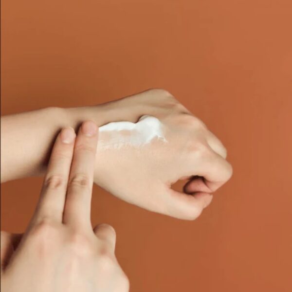 Skin1004 Madagascar Centella Probio-Cica Enrich Cream mini - Image 4
