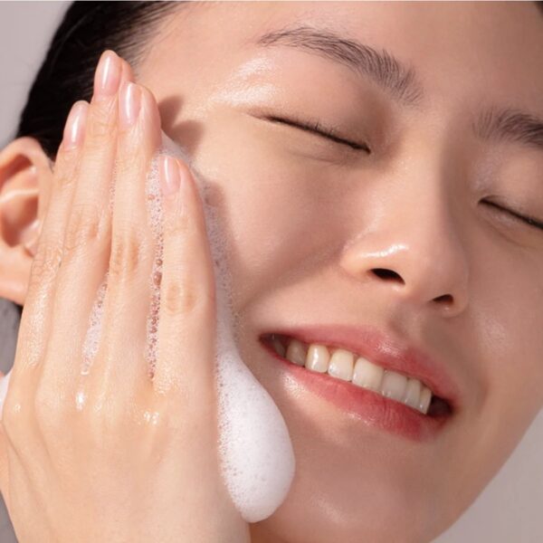 V&A Clarifying Cleansing Foam - Image 4