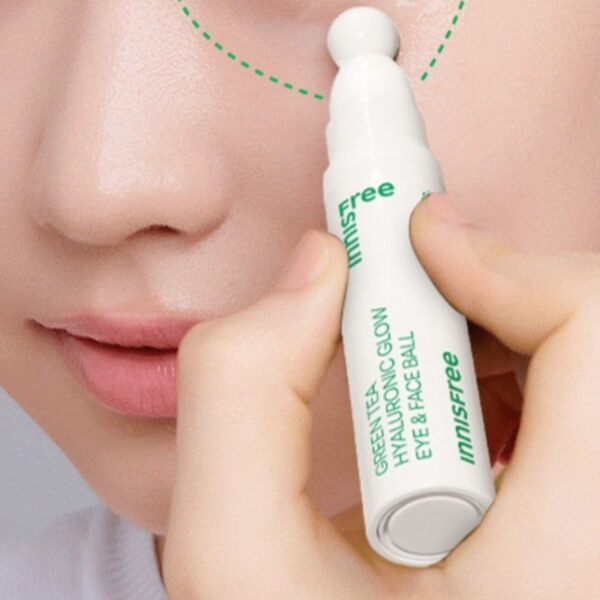 INNISFREE Green Tea Hyaluronic Glow Eye & Face Ball - Image 4