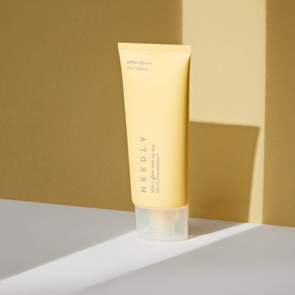 NEEDLY Vita C Glow Tone-Up Sun SPF 50+ PA++++