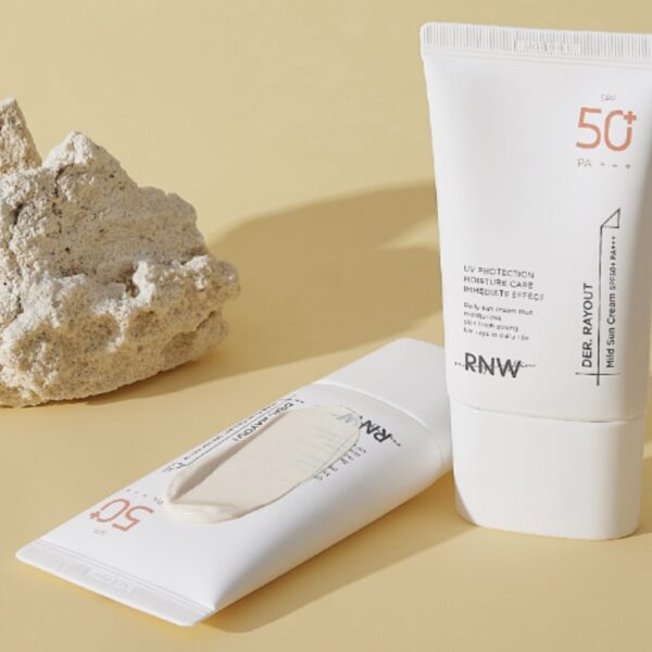 RNW DER. LAYOUT Mild Moisture Sun Cream SPF 50+ PA++++ - Image 2