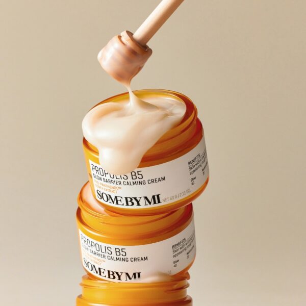 SOME BY MI Propolis B5 Glow Barrier Caliming Cream - Image 4