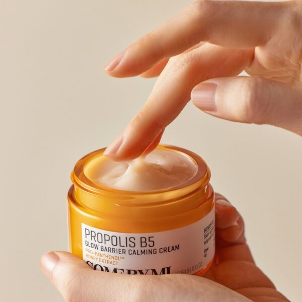 SOME BY MI Propolis B5 Glow Barrier Caliming Cream - Image 5