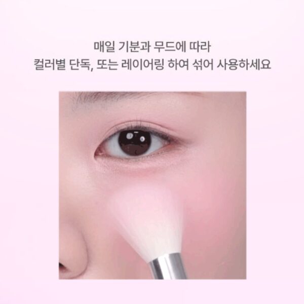WAKEMAKE Sheer Layering Dual Blusher DUAL Bursh Set [#8 #9] - Image 4