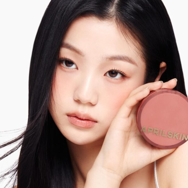 APRILSKIN Hero Cushion SPF50+PA++++ [#3 Colors] (+ Refill) - Image 8
