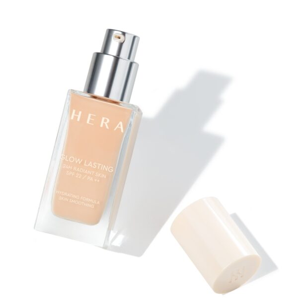 HERA Glow Lasting 24H Radiant Skin SPF22 PA++ [#23N1 BEIGE] (+Brush + Contouring Duo + Pouch) - Image 3