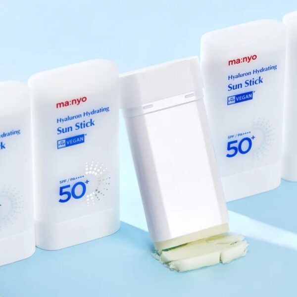 Manyo Factory Hyaluron Hydrating Sun Stick SPF50+ PA++++ - Image 5