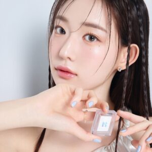 NEW💖 Holika Holika My Fave Piece (Eye Glitz / Eye Frozen) [#4 Colors]