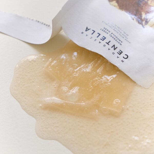 Skin1004 Madagascar Centella Watergel Sheet Ampoule Mask - Image 3