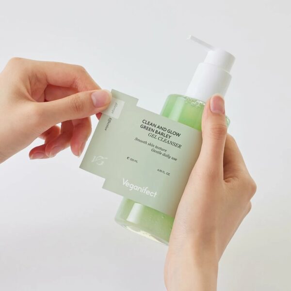 Veganifect. Clean & Glow Green Barley LHA Gel Cleanser 205mL Special Set (+Toner Pad 4p+keyring) - Image 5