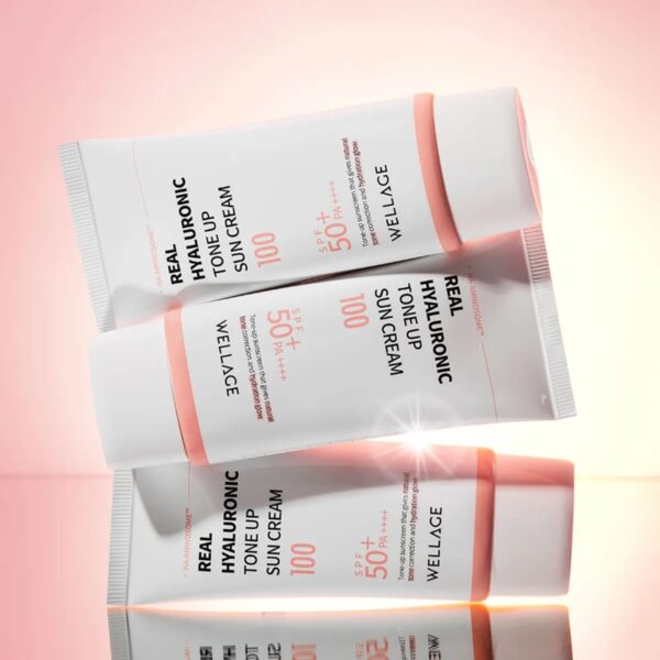 WELLAGE Hyaluronic Tone up Sun Cream SPF50+ PA++++ - Image 5