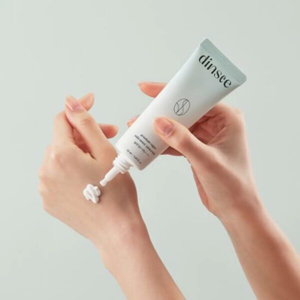 Dinsee Premium Vegan Mild Moist Sunscreen SPF50+ PA++++ (+Sunscreen mini +Bellygom tumbler) - Image 5