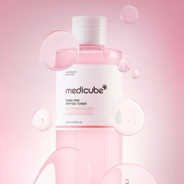 Medicube PDRN Pink Cica Soothing Toner 50ml - Image 2