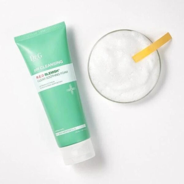 Dr. G pH Cleansing Red Blemish Clear Soothing Foam - Image 3