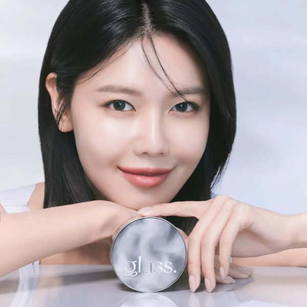 AGE 20’s Glass Skin Essence Pact Perfect Refill Set - Image 2
