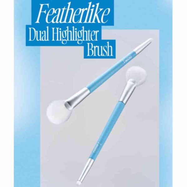 Featherlike Dual Highlighter Brush - Image 2
