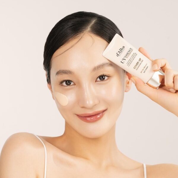 d'alba Waterful Essence Cover-up Beige Sun Cream SPF 50+ PA++++ - Image 4